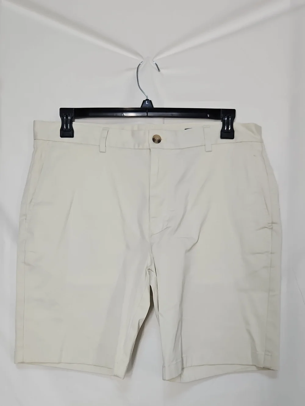 Vineyard Vines Cream Chino Shorts
